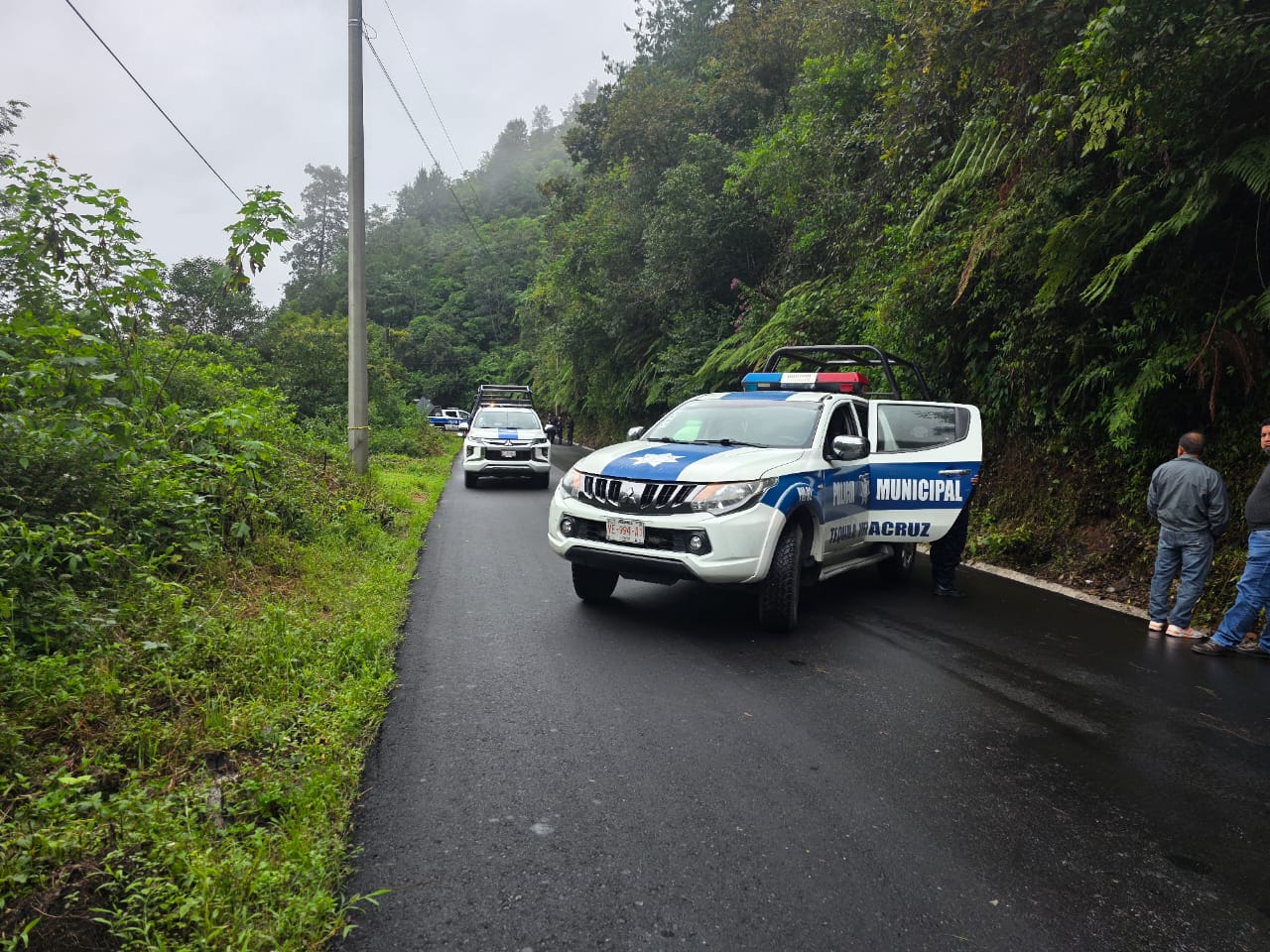 Localizan cuerpo embolsado en Tequila, sobre la carretera federal Orizaba-Zongolica