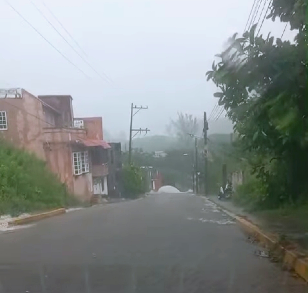 Por lluvias intensas suspenden cabalgata infantil en honor a la Virgen del Rosario en Alvarado