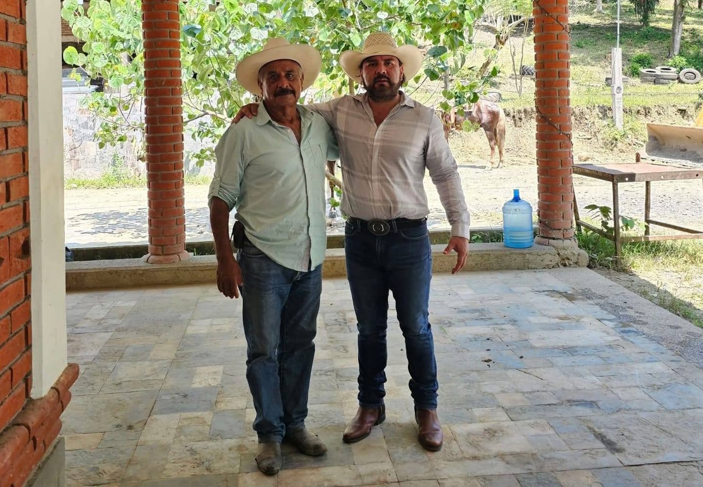 Asesinan a balazos al padre del alcalde electo de Coxquihui, Lauro Becerra García