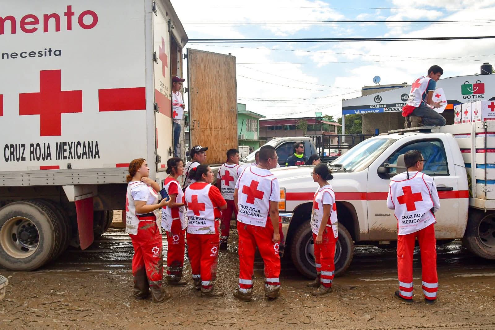 Cruz Roja inicia entrega de ayuda humanitaria a damnificados de Poza Rica