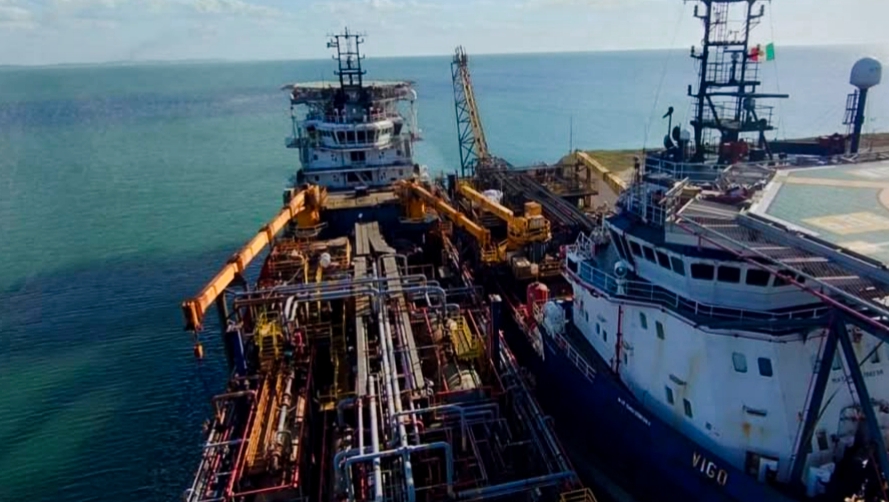 Denuncian despidos y recortes salariales en la Sonda de Campeche por falta de pagos de Pemex