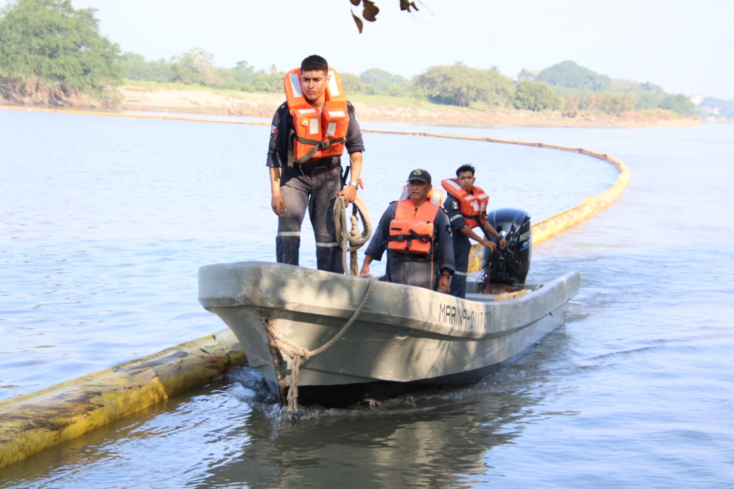 Marina activa Plan Regional de Contingencia por derrame de hidrocarburos en el río Pantepec