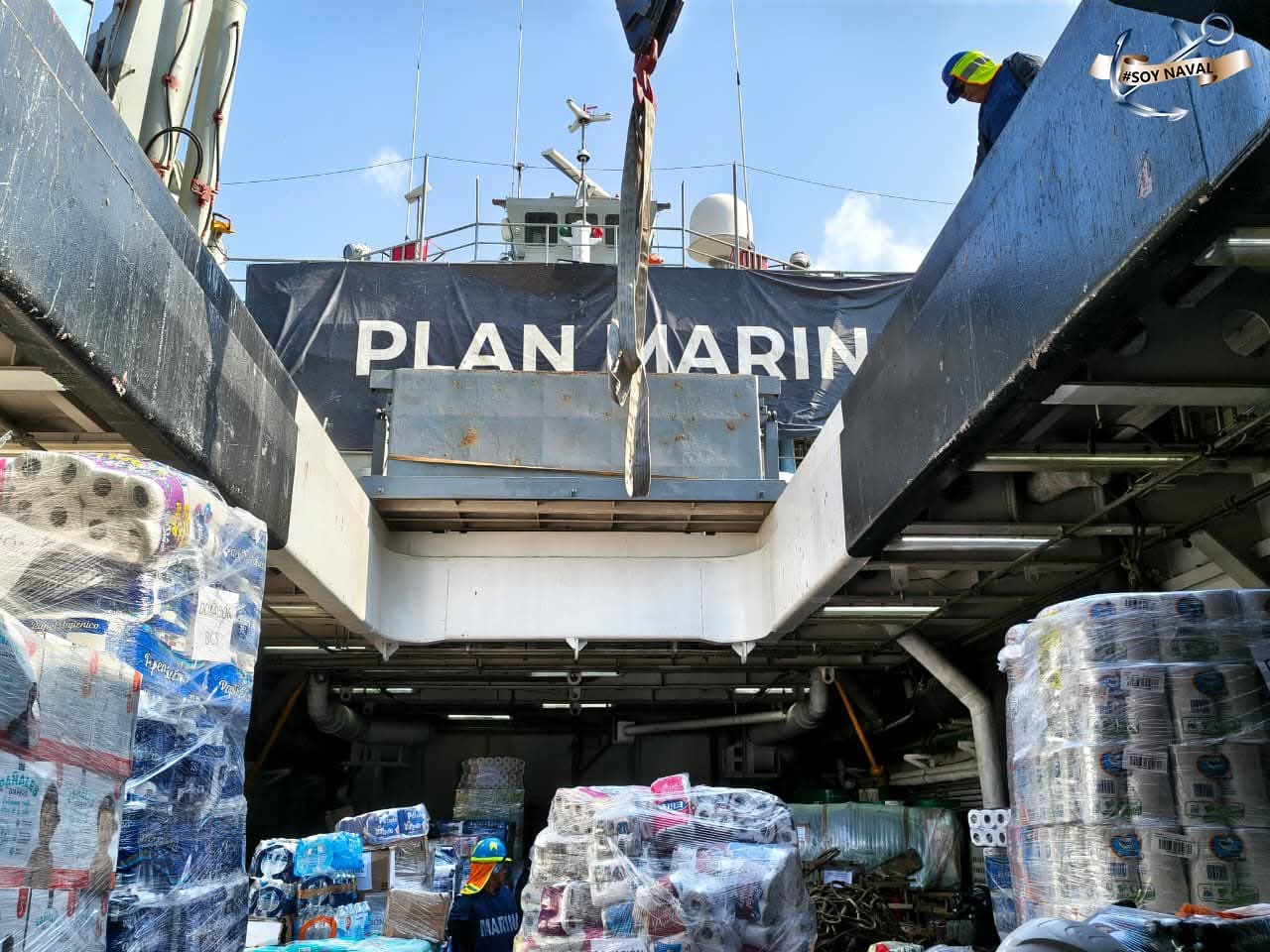 Trasladan toneladas de ayuda humanitaria desde La Paz para los damnificados de Veracruz