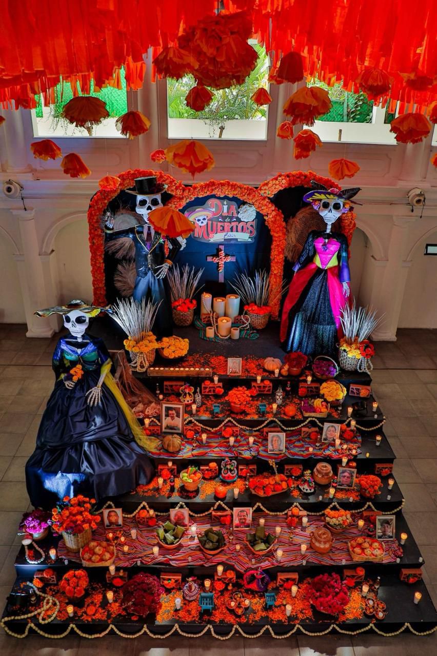 Se registra corto circuito en altar instalado en el patio central del palacio municipal de Boca del Río