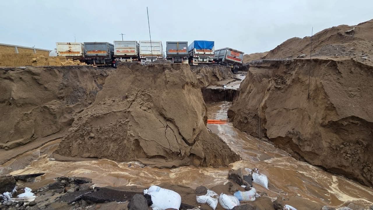 Lluvia torrencial provoca deslave en la zona norte de la ciudad de Veracruz