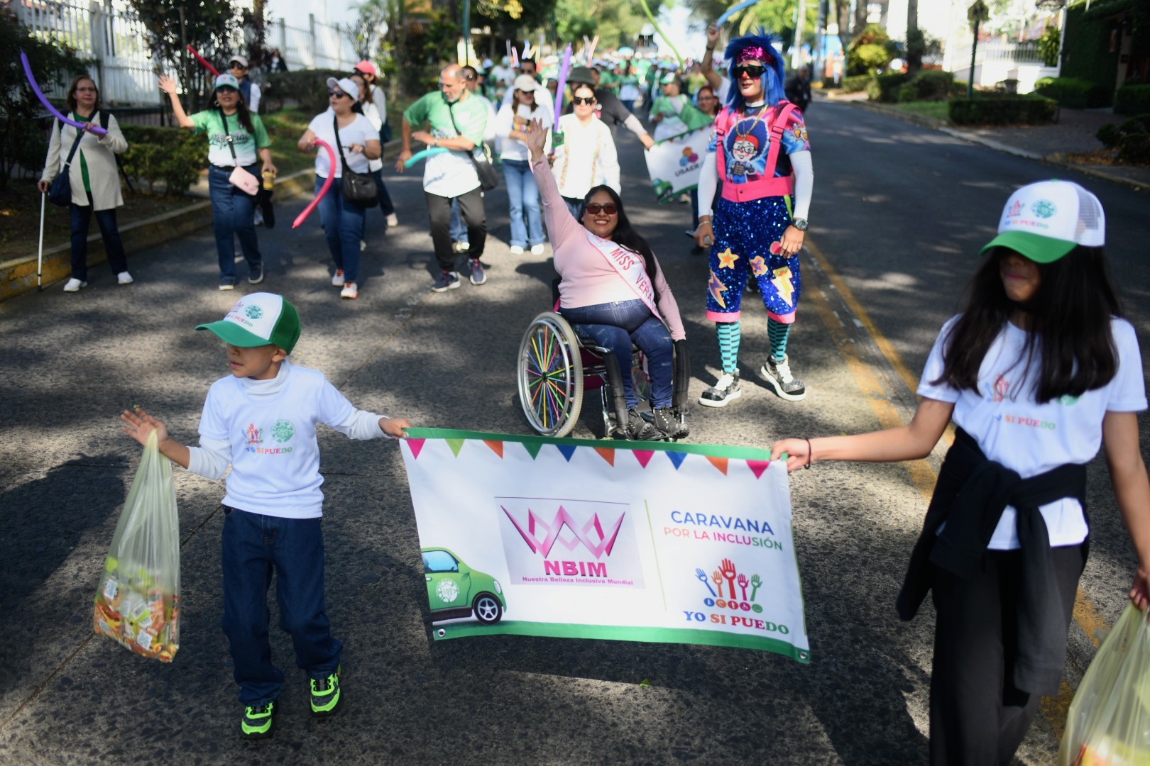 Personas con discapacidad marchan para solicitar mayor inclusión laboral