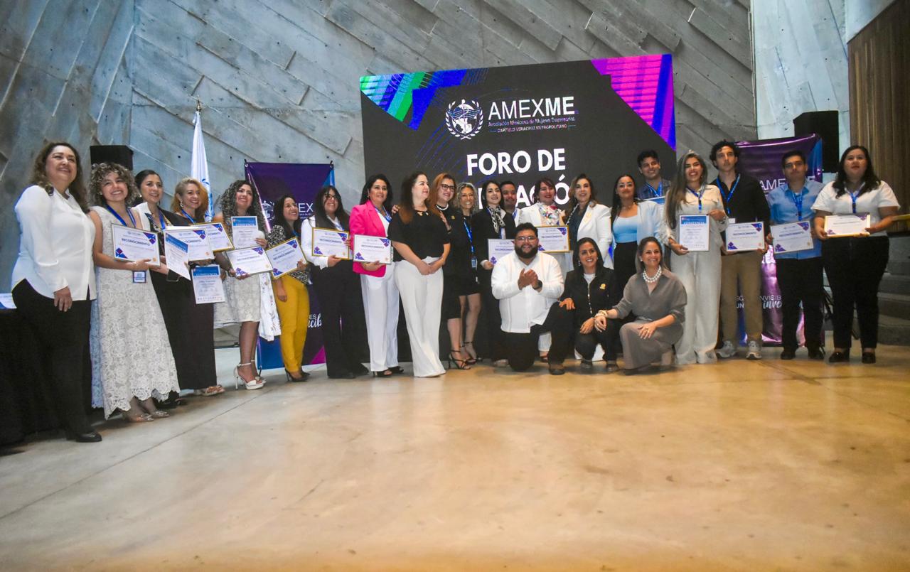 Jessica Durán participa en el Foro de Formación Empresarial de AMEXME en Veracruz