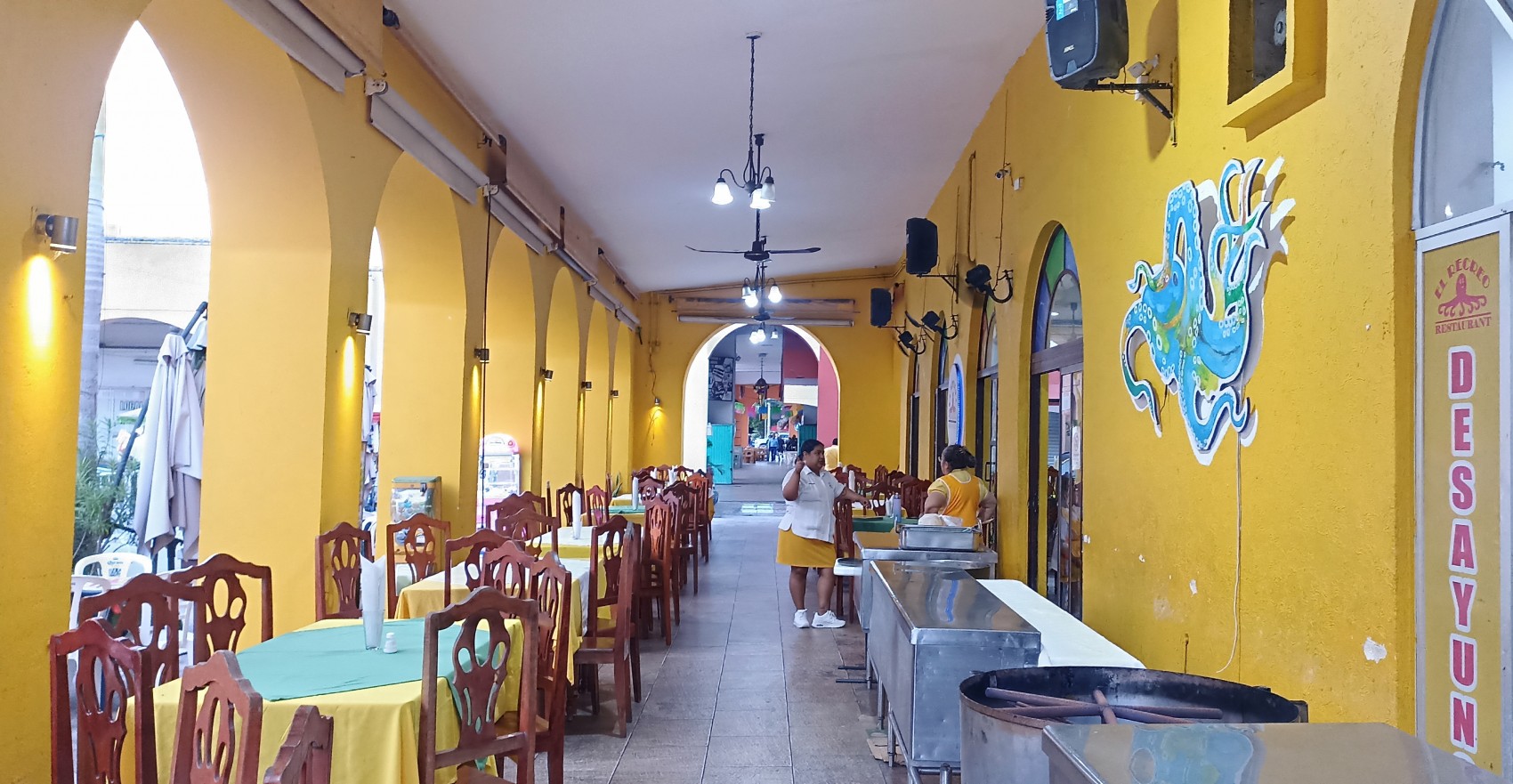Restauranteros boqueños esperan un repunte del 90% en las ventas en la temporada decembrina