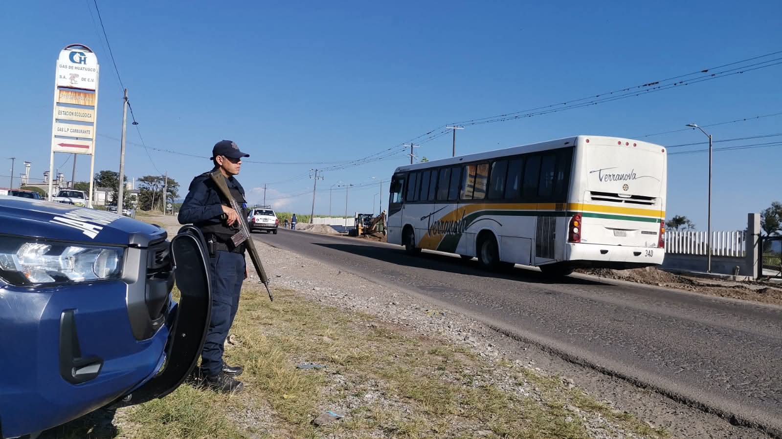 Roban taxi con violencia en la carretera Fortín–Huatusco; activan operativo policial en la región