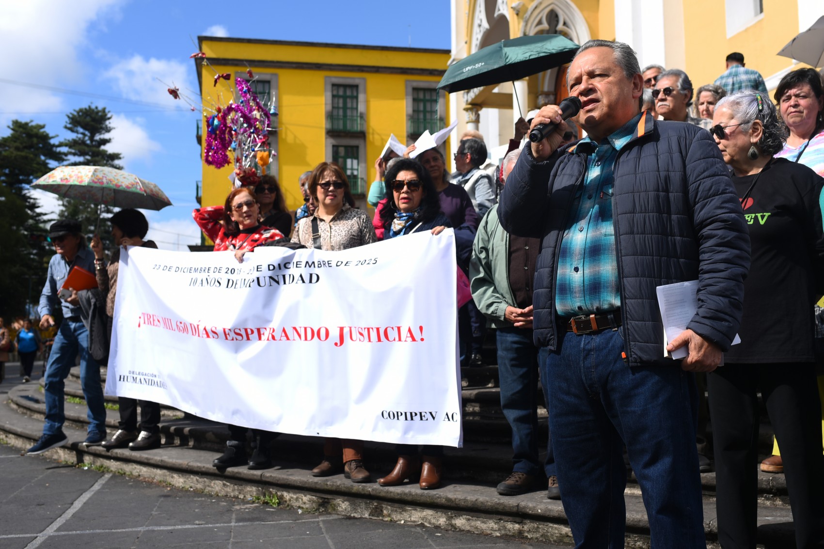 A 10 años del desalojo a jubilados  marchan en Xalapa por justicia
