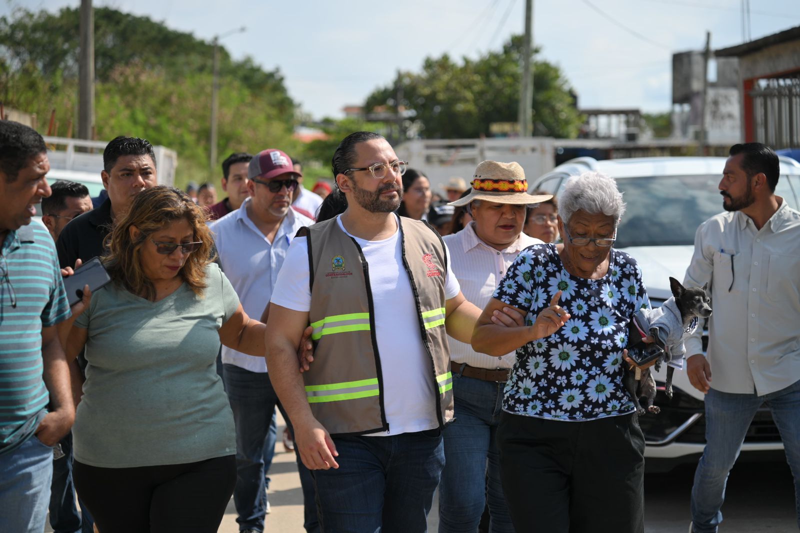 Alcalde de Coatzacoalcos encabeza jornada de supervisión en el poniente de la ciudad