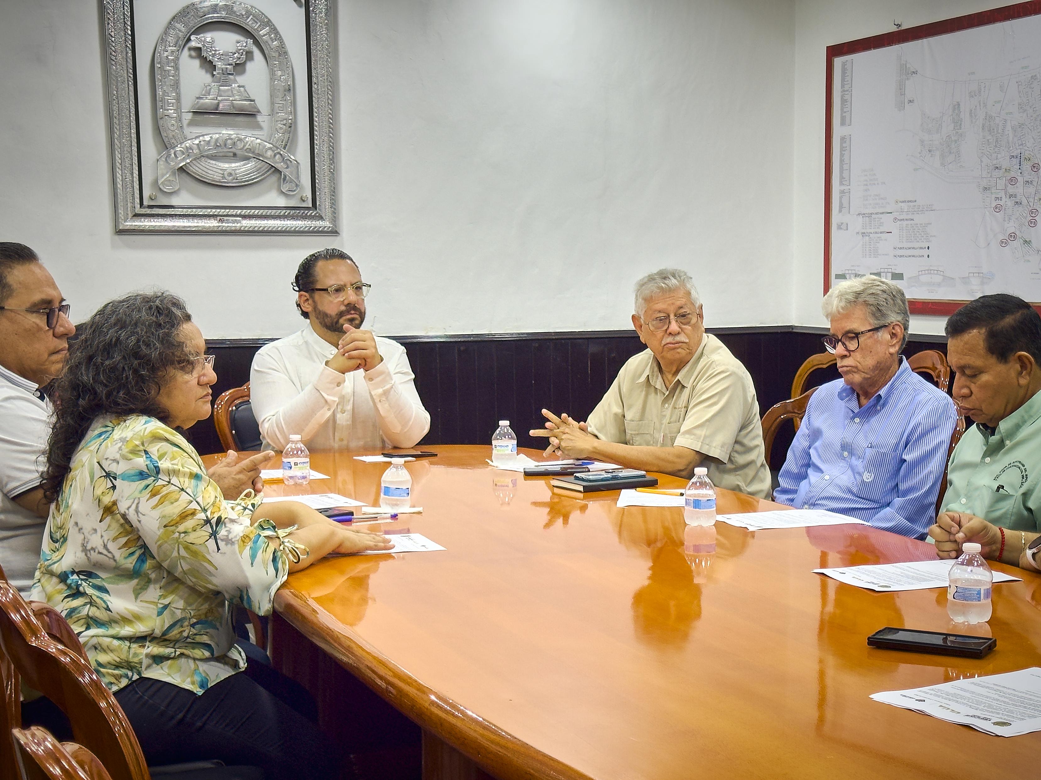 Analizan autoridades y concesionarios arranque del proyecto de movilidad urbana en Coatzacoalcos