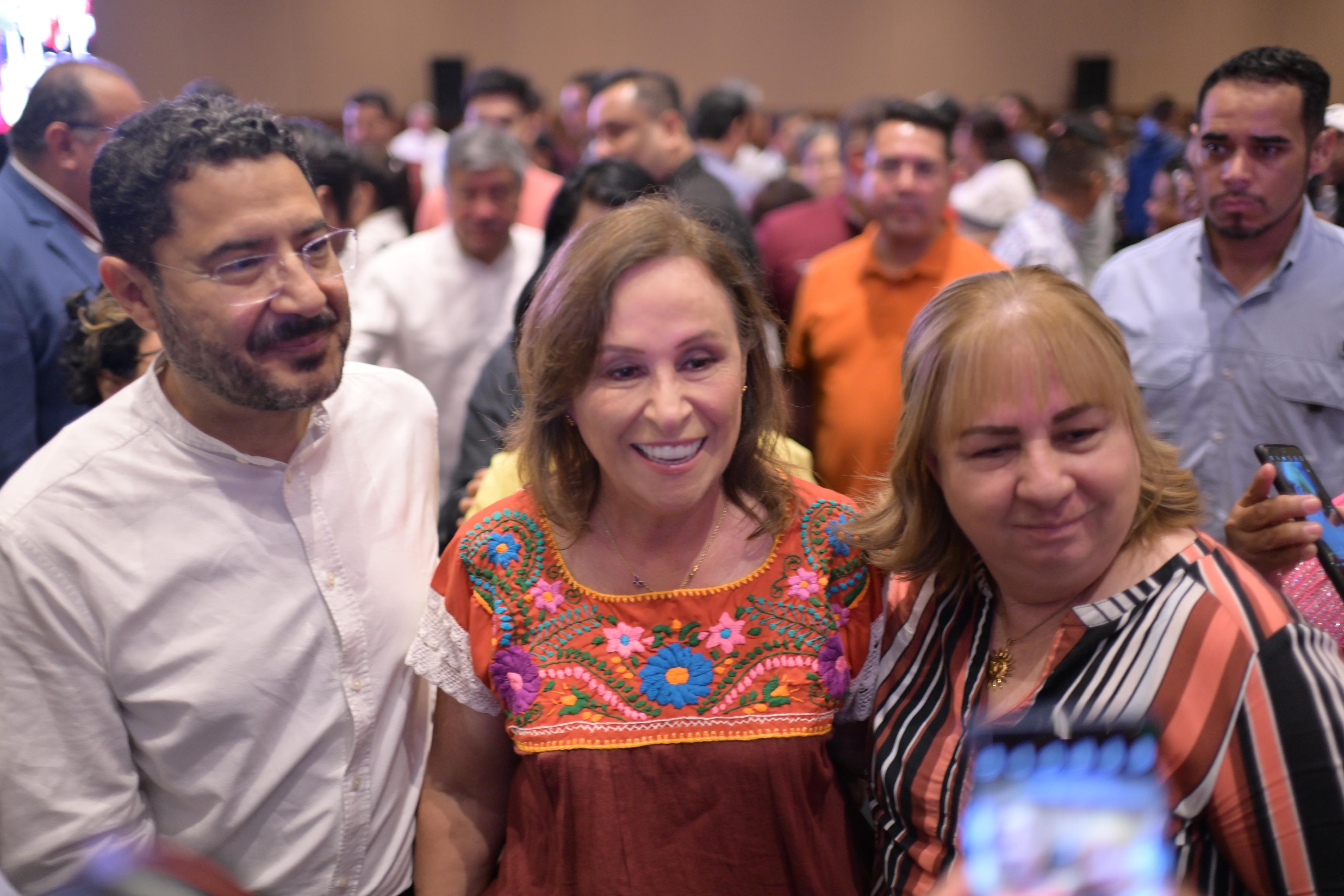 ISSSTE cancela deudas impagables y entrega 300 finiquitos en Veracruz