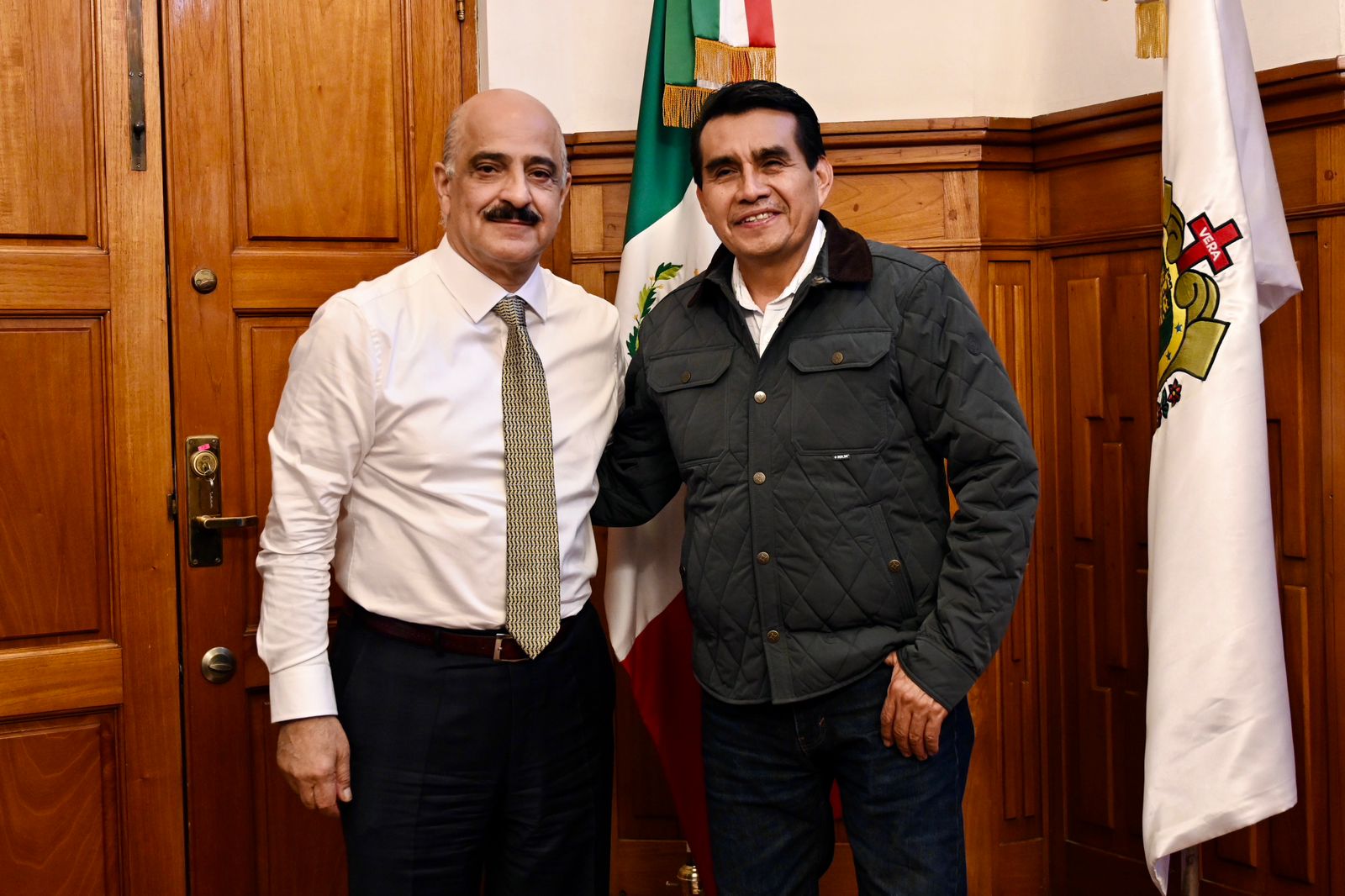 Se reúne diputado Esteban Bautista con autoridades estatales y militares