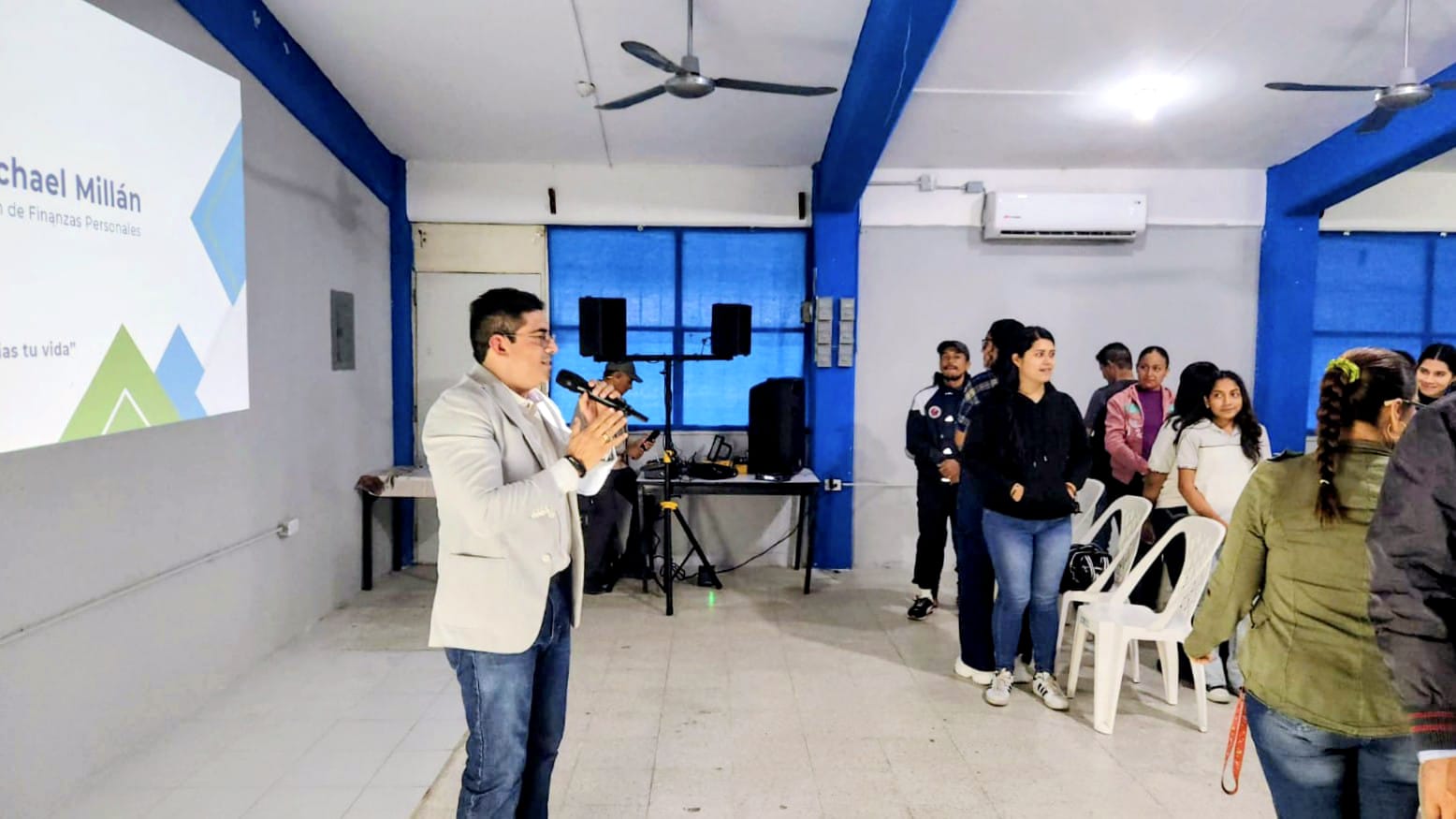 Educación financiera fortalece a la comunidad escolar en Veracruz