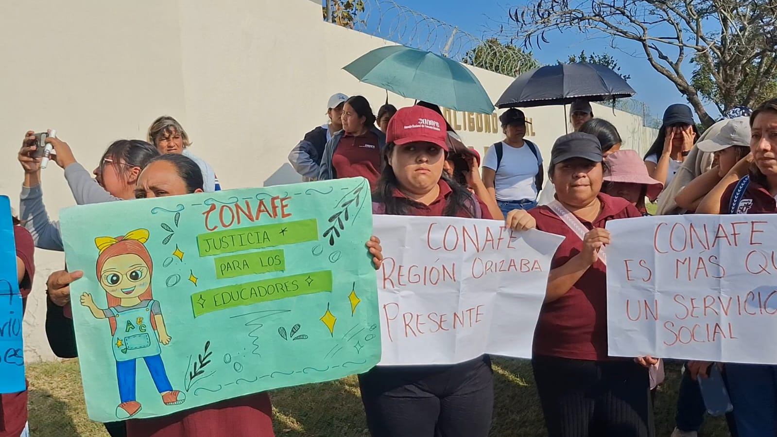 Educadores comunitarios denuncian precariedad laboral en Veracruz