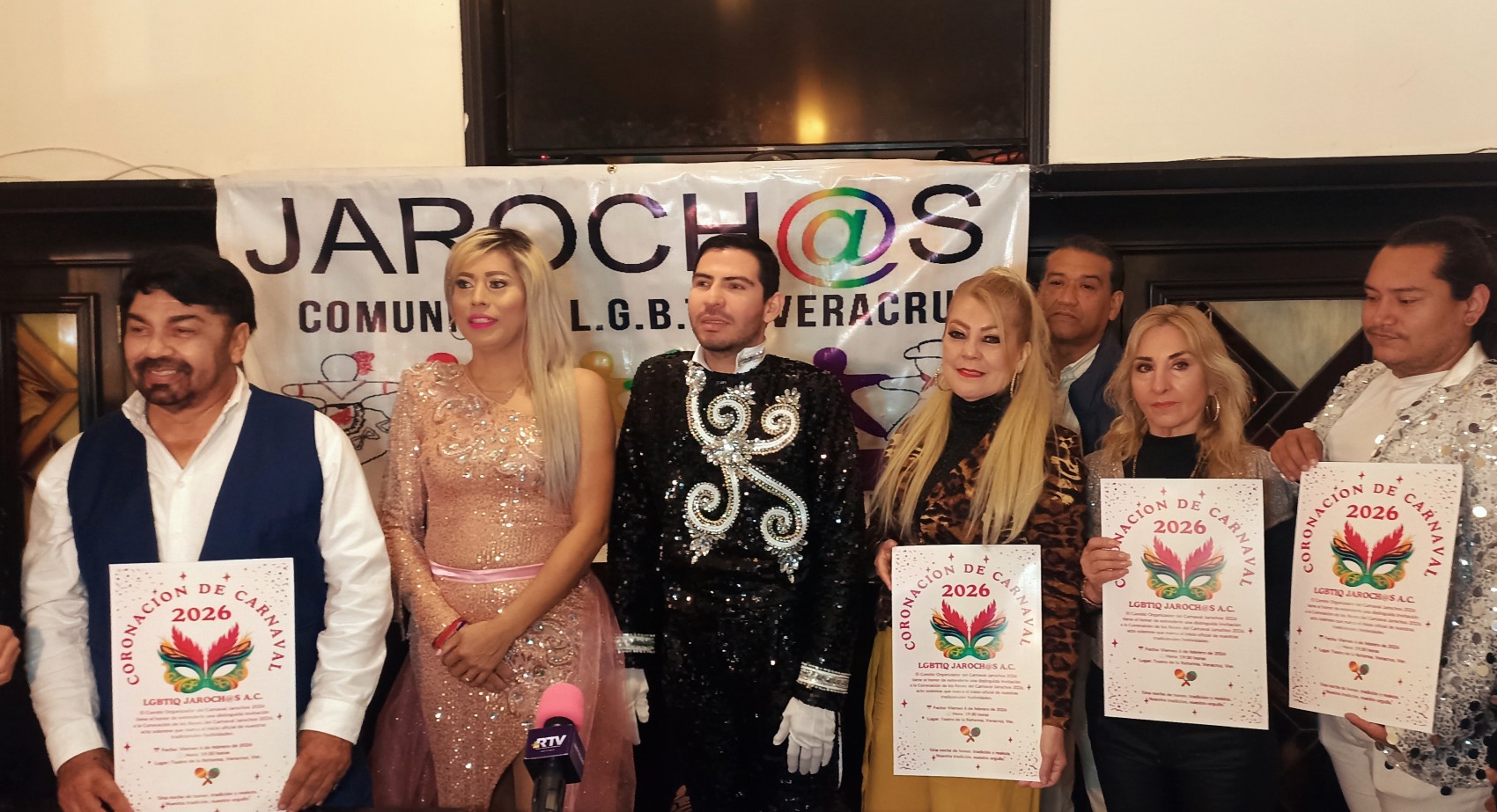 Presentan a los reyes de la Comunidad Jarochos LGBTQ+ que participarán en el Carnaval de Veracruz 2026