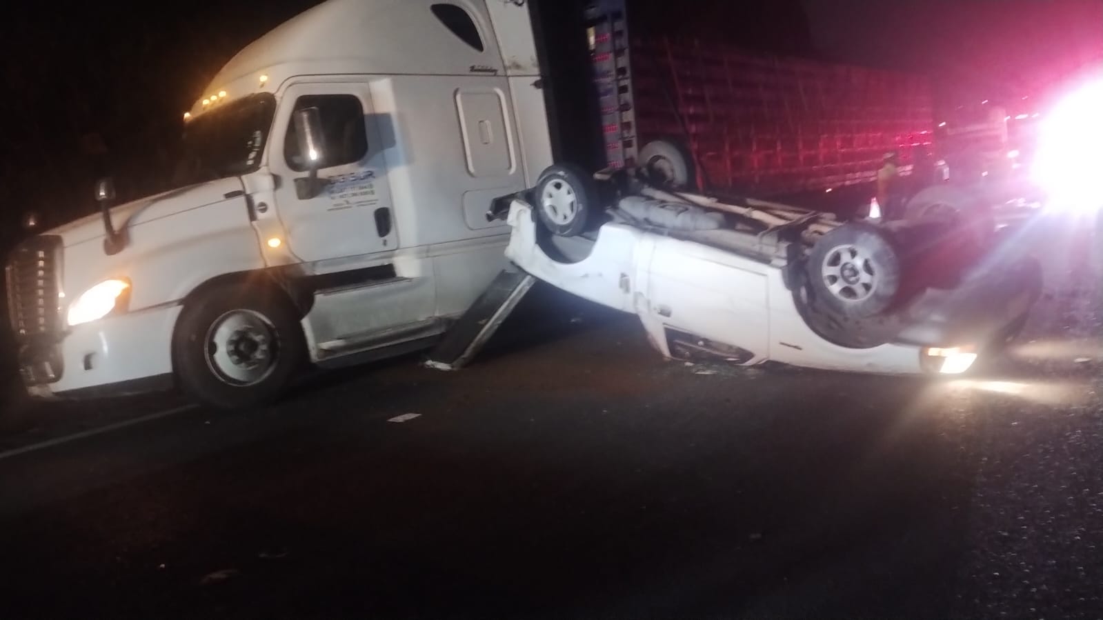 Carambola provoca cierre de autopista Orizaba-Puebla esta noche de miércoles