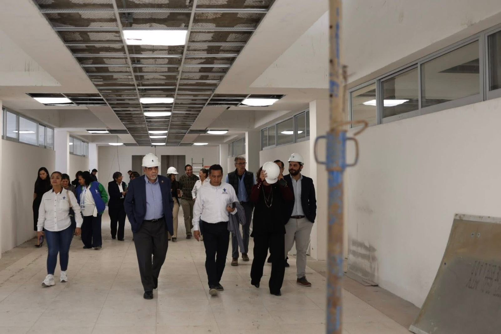 Rector UV supervisa reconstrucción en Poza Rica tras inundaciones
