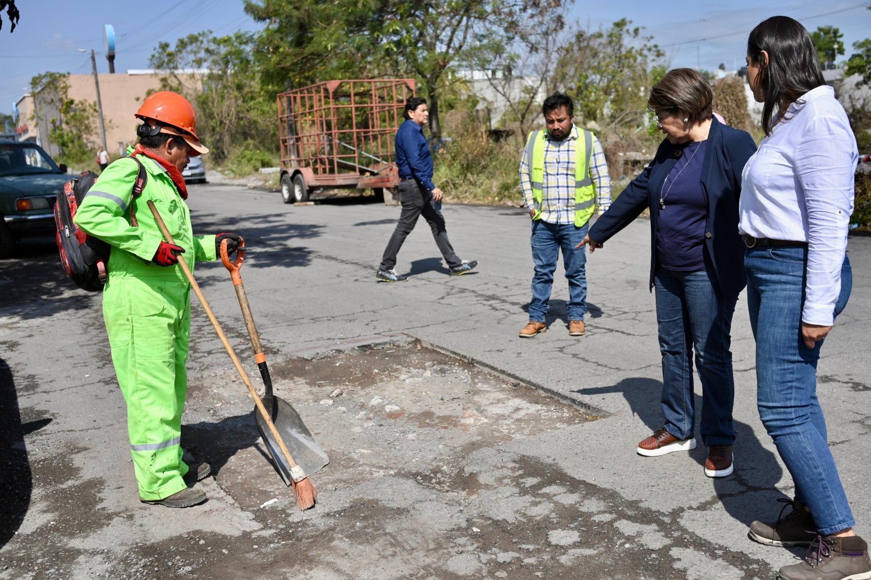 Supervisa alcaldesa de Veracruz trabajos del programa municipal de bacheo
