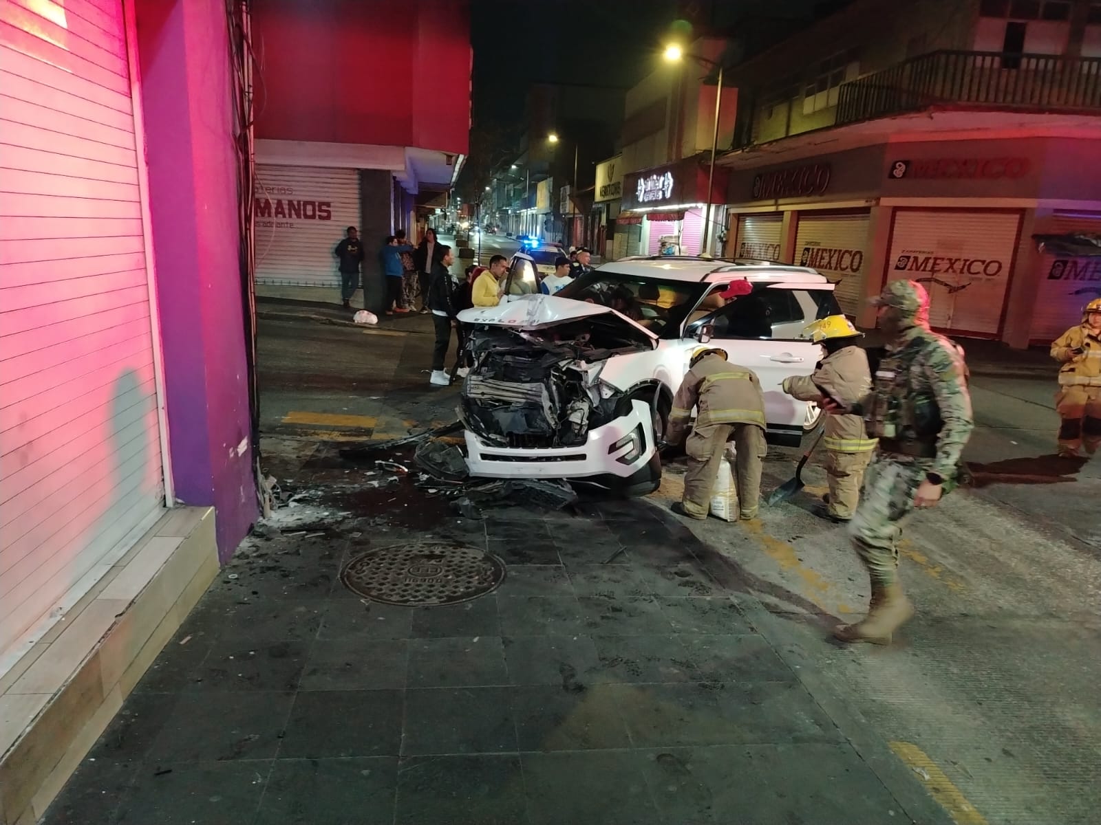 Accidente vial deja tres lesionados en el centro de Córdoba