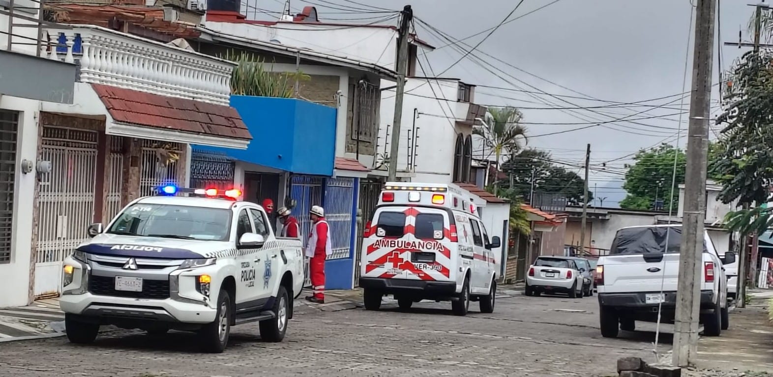 Hombre muere tras caer de azotea en fraccionamiento Aries de Orizaba