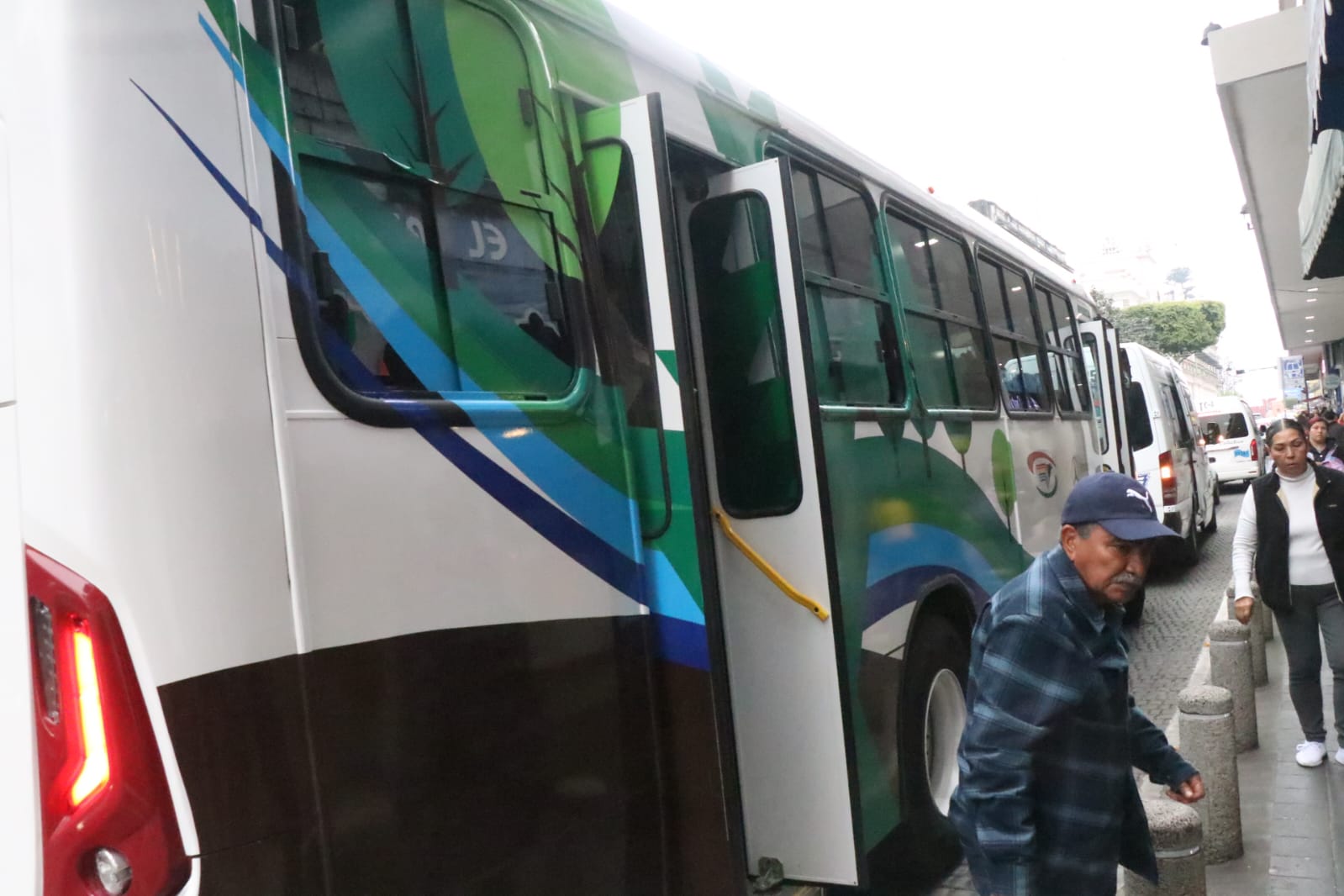 Faltan conductores en Xalapa pese al regreso de operadores