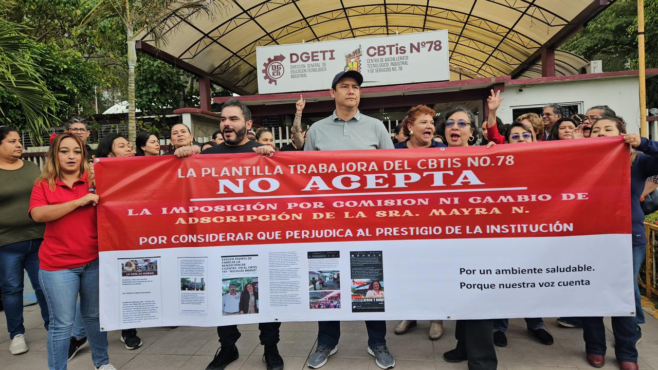Personal del CBTis 78 Poza Rica rechaza incorporación de docente