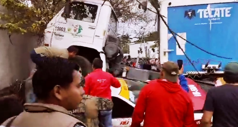 Saldo de tres personas lesionadas deja accidente vial en la carretera federal Veracruz-Xalapa