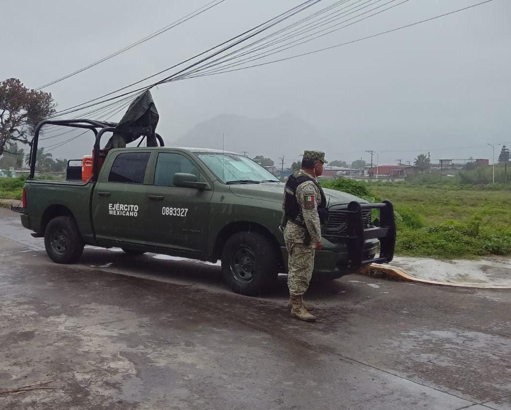 Hallan cuerpo en fosa clandestina de Mariano Escobedo tras denuncias