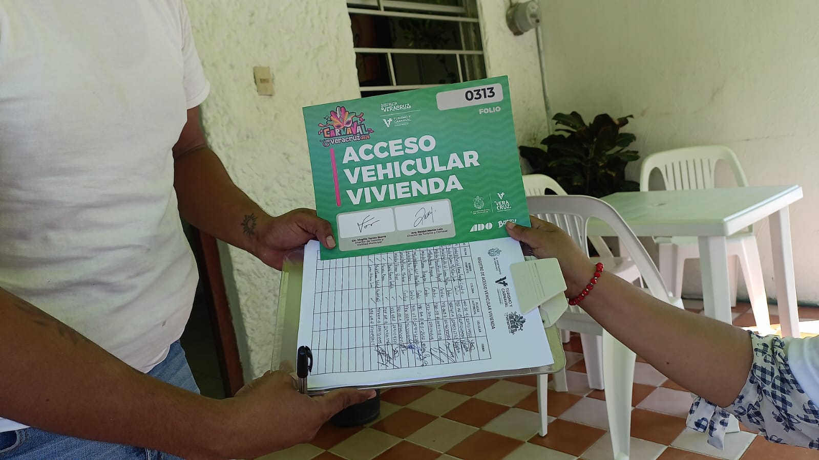 Inicia entrega de accesos vehiculares para vecinos de zonas aledañas al bulevar Ávila Camacho