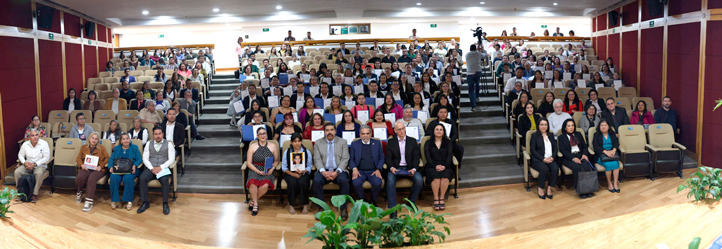 UV gradúa 49 especialistas en identificación humana