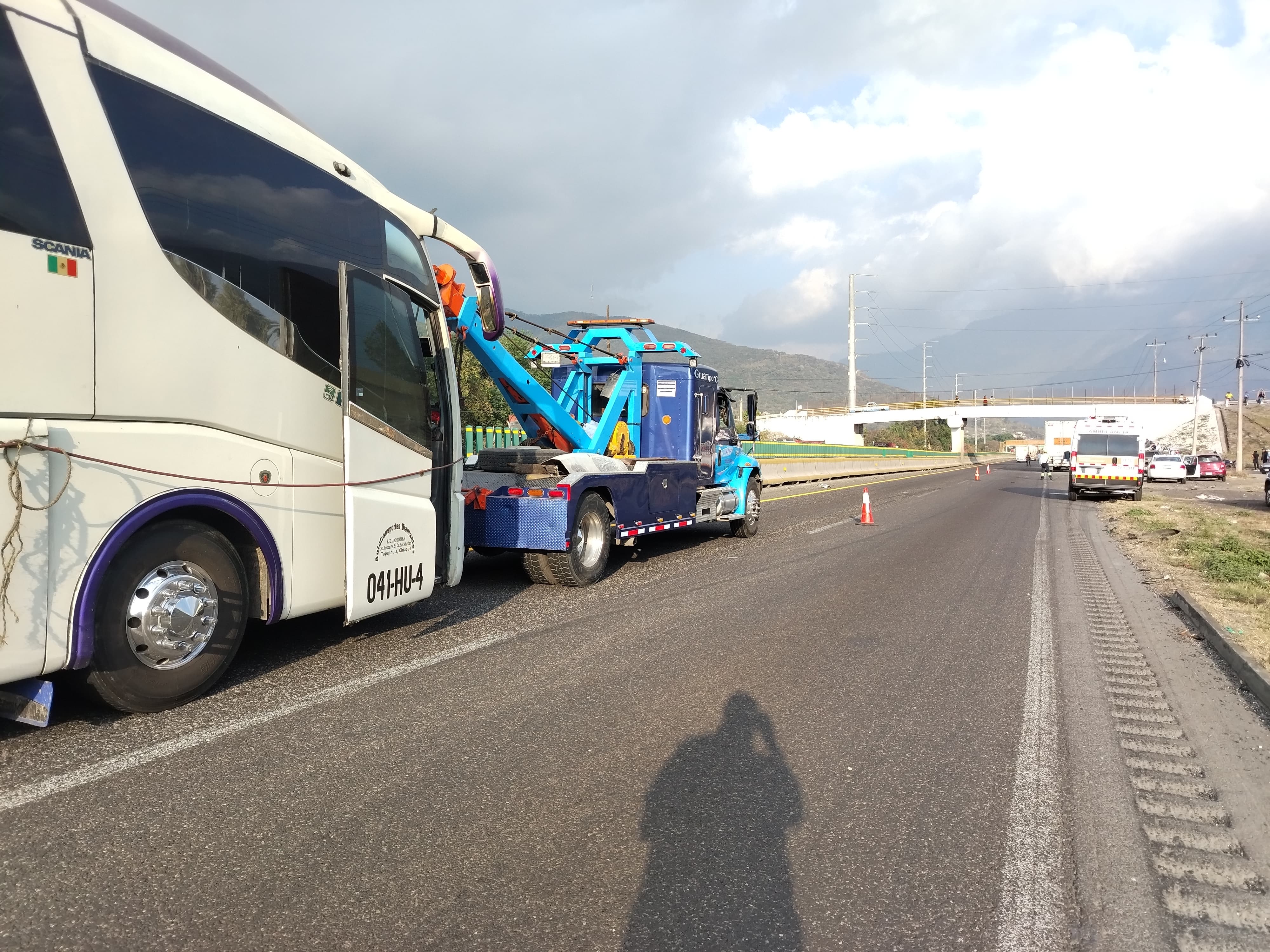 Choque en autopista Puebla–Orizaba paraliza dos horas la circulación