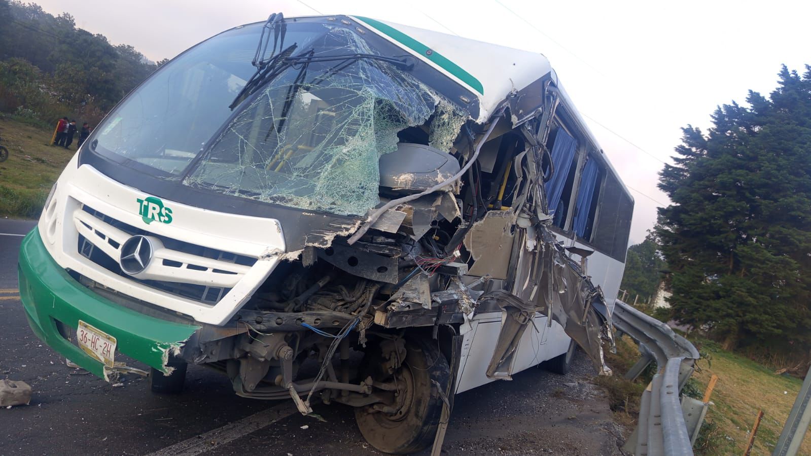 Accidente en carretera Xalapa–Perote deja herido a conductor de autobús