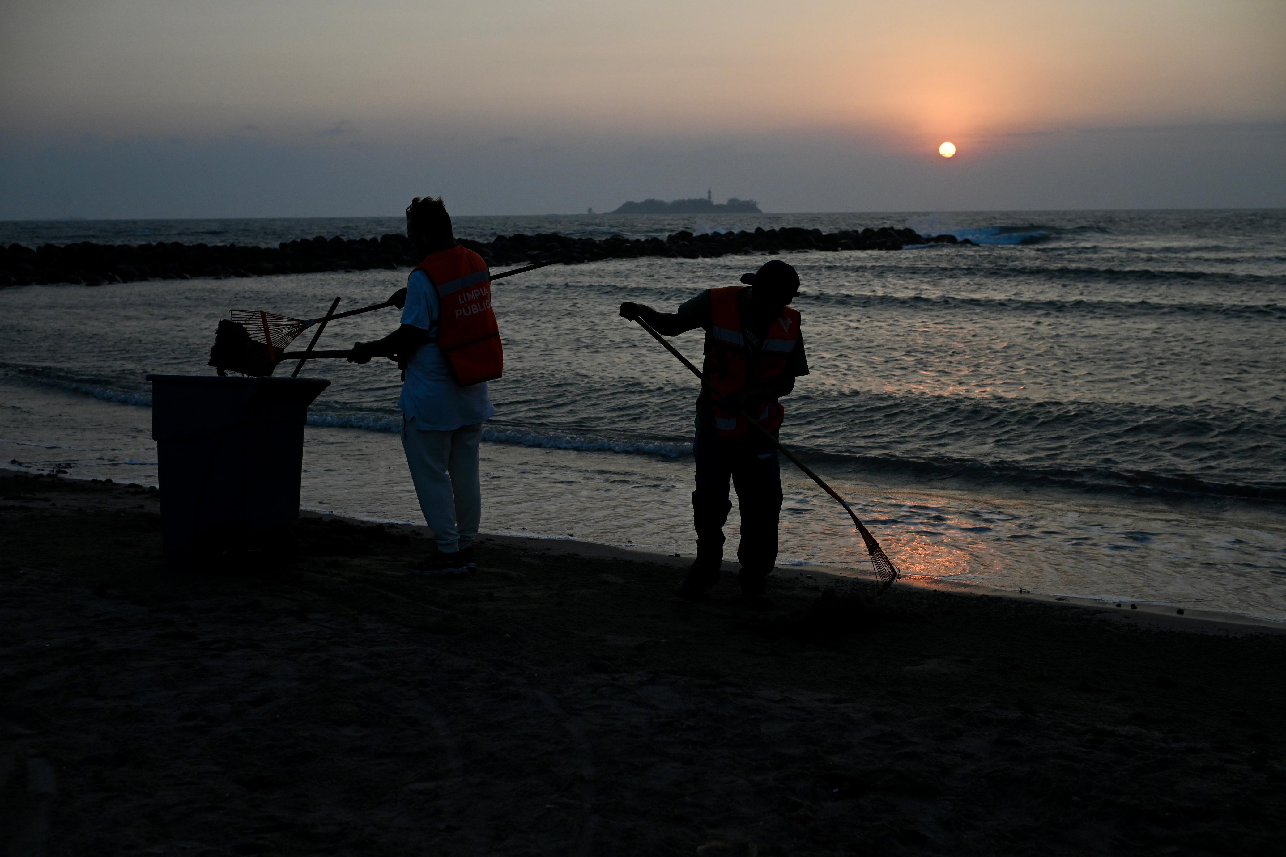 Limpias y listas las playas de la ciudad de Veracruz para Semana Santa 2026
