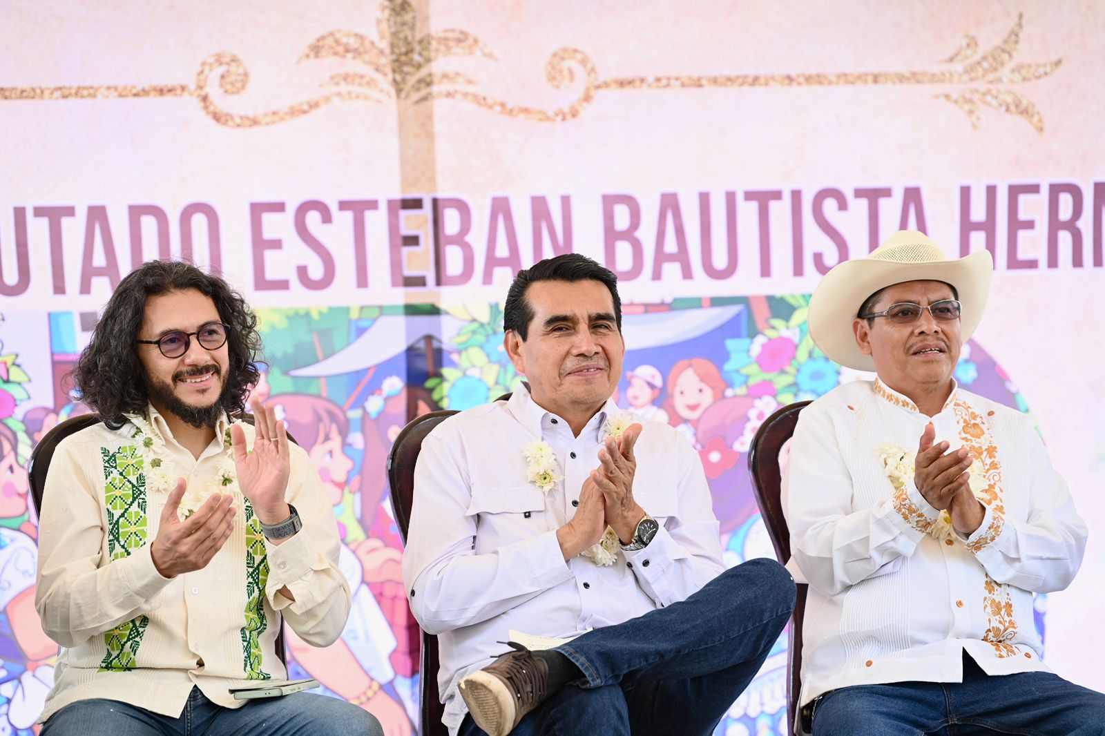 En Veracruz se fortalecen las raíces mexicanas: diputado Esteban Bautista