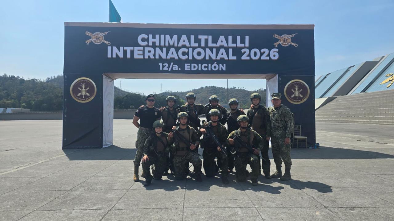 Reconocen a cadetes de la Heroica Escuela Naval Militar por participar en la competencia Chimaltlalli 2026