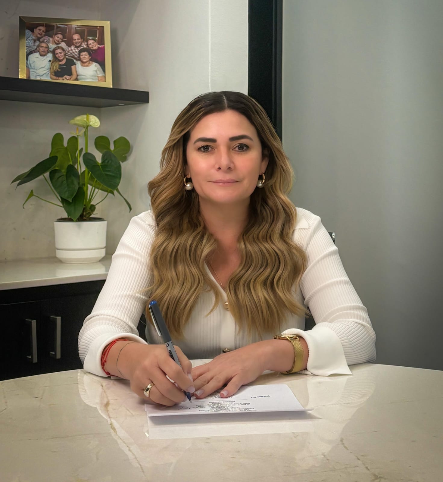Aceptan empresas de telecomunicaciones retirar cables en desuso: alcaldesa Maryjose Gamboa