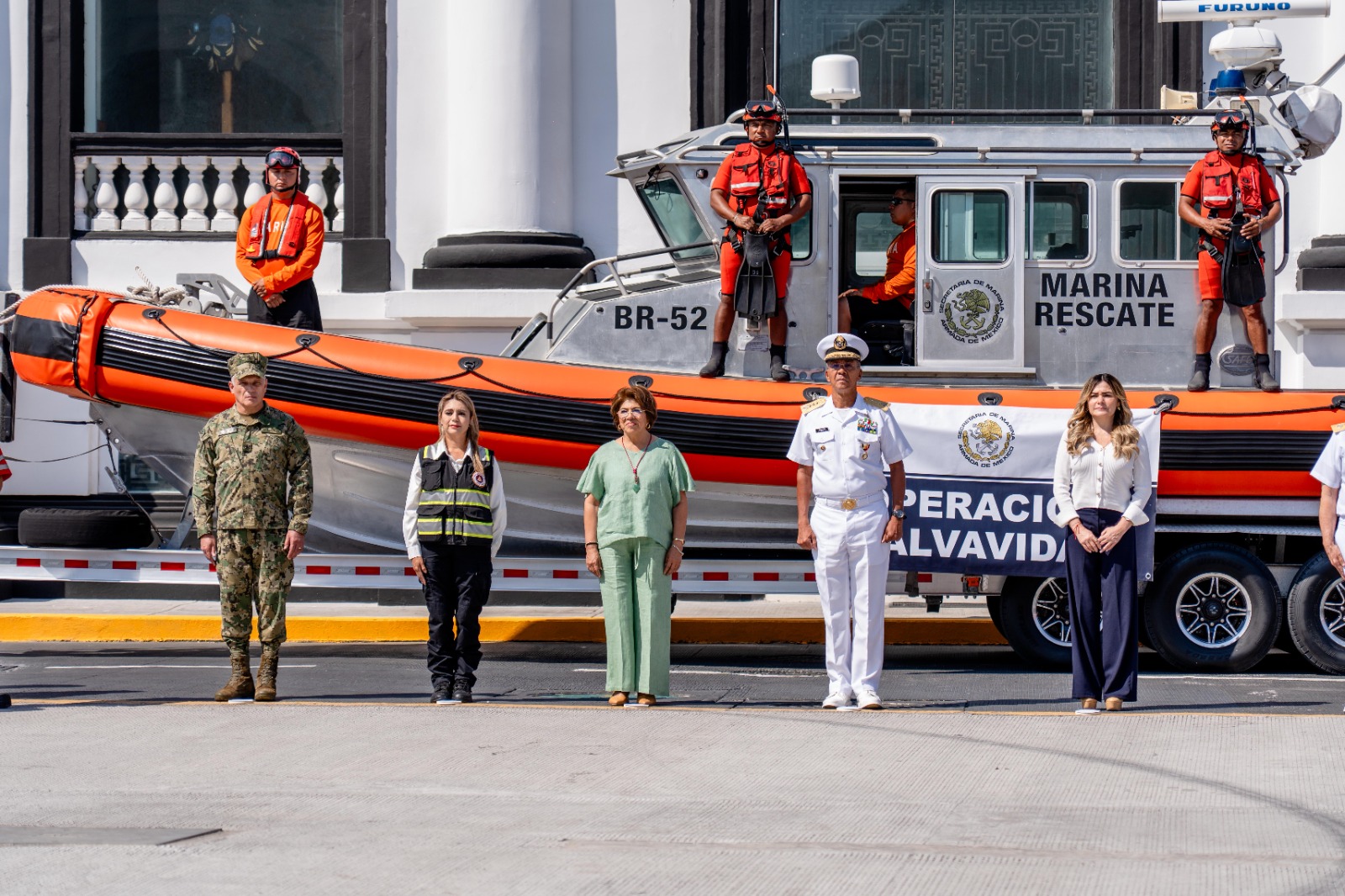 Participa la alcaldesa Maryjose Gamboa en el arranque del Operativo Salvavidas de la Secretaría de Marina
