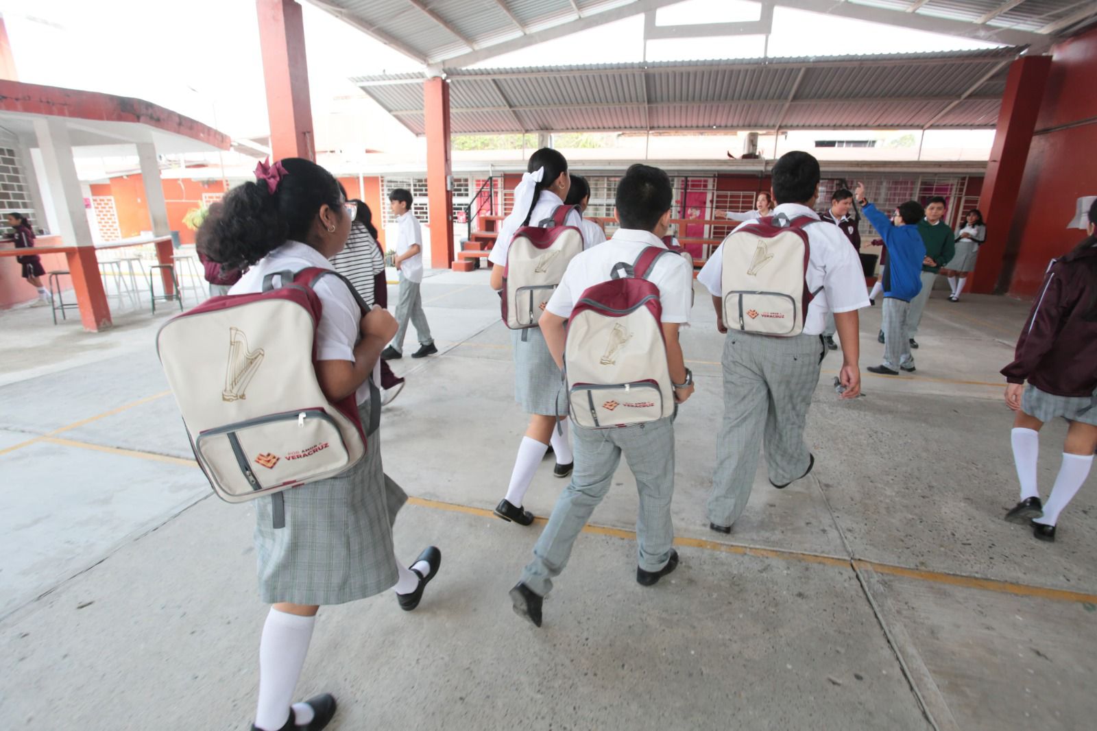 Más de 2 millones salen de vacaciones en Veracruz; activan vigilancia
