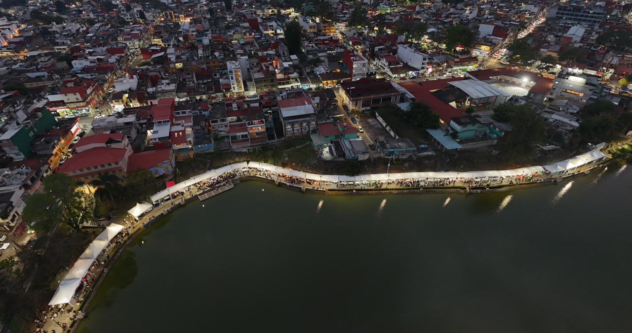 Litigio frena rehabilitación de Paseo de Los Lagos en Xalapa