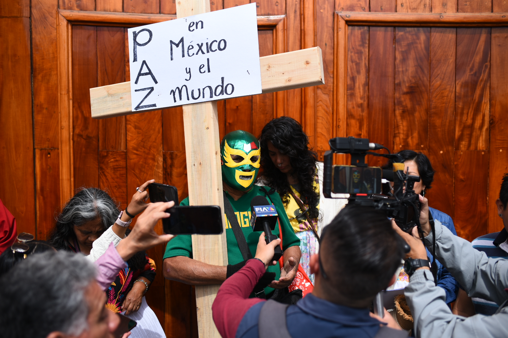 Ecologista inicia viacrucis en Xalapa rumbo a Laguna Verde
