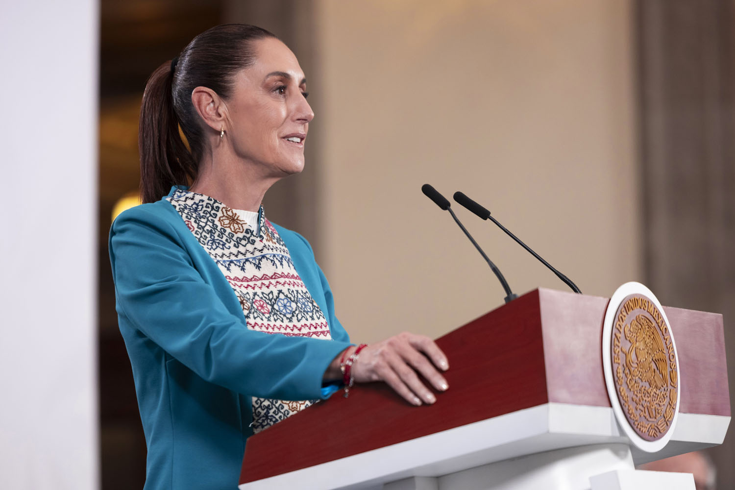 Sheinbaum: revisan fugas en Cantarell por derrame en Golfo