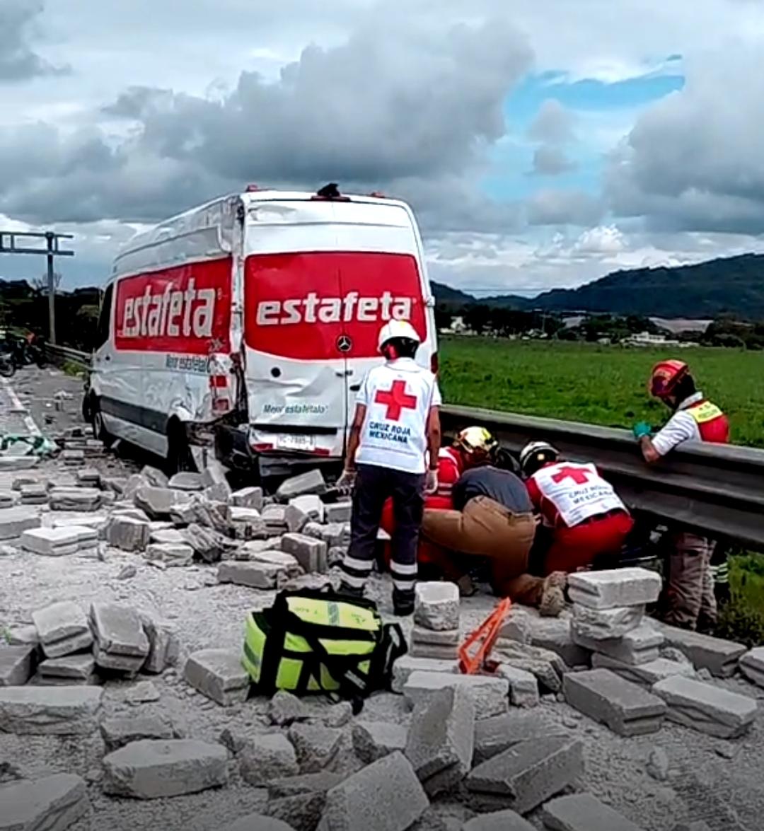 Carambola en autopista Córdoba-Veracruz deja un muerto