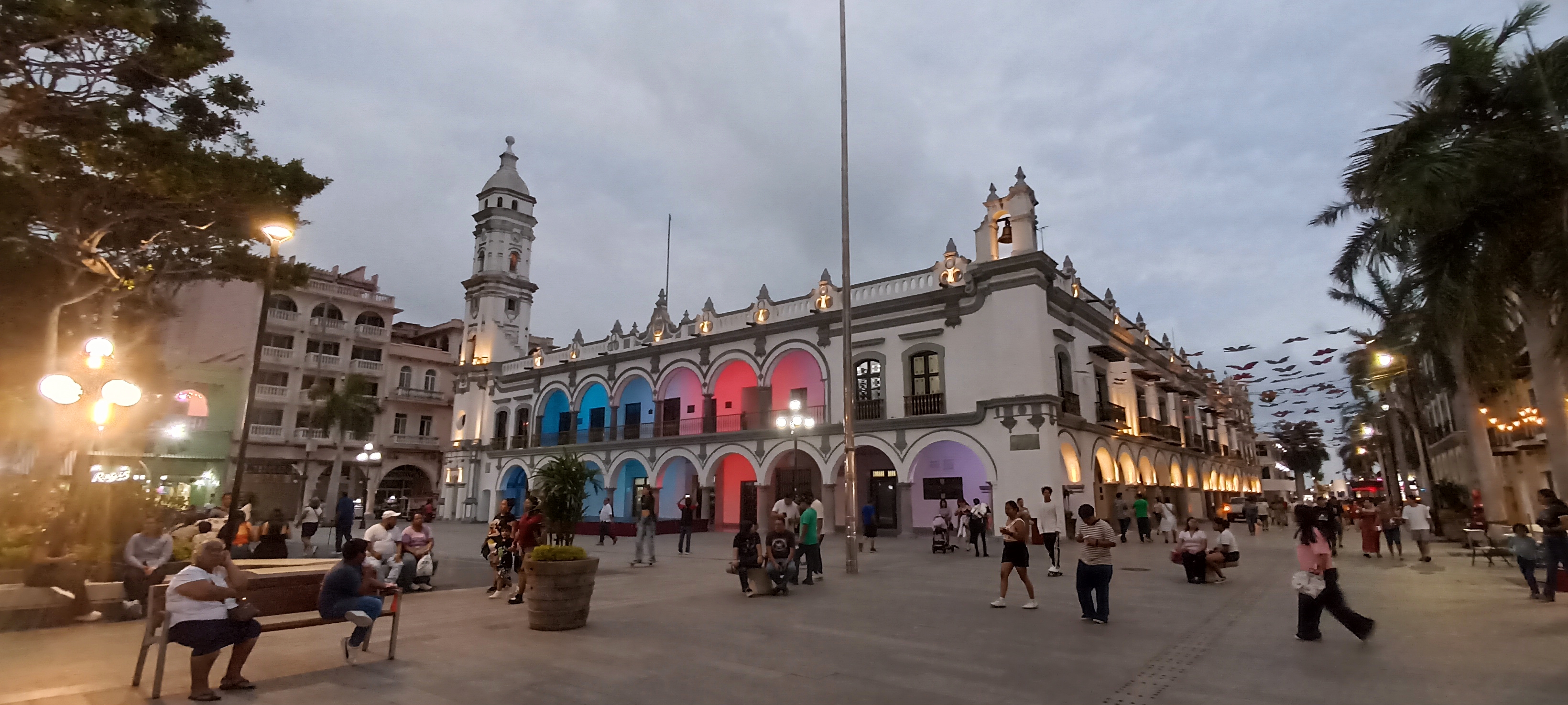 Aperciben bares y restaurantes en Veracruz por contaminación acústica