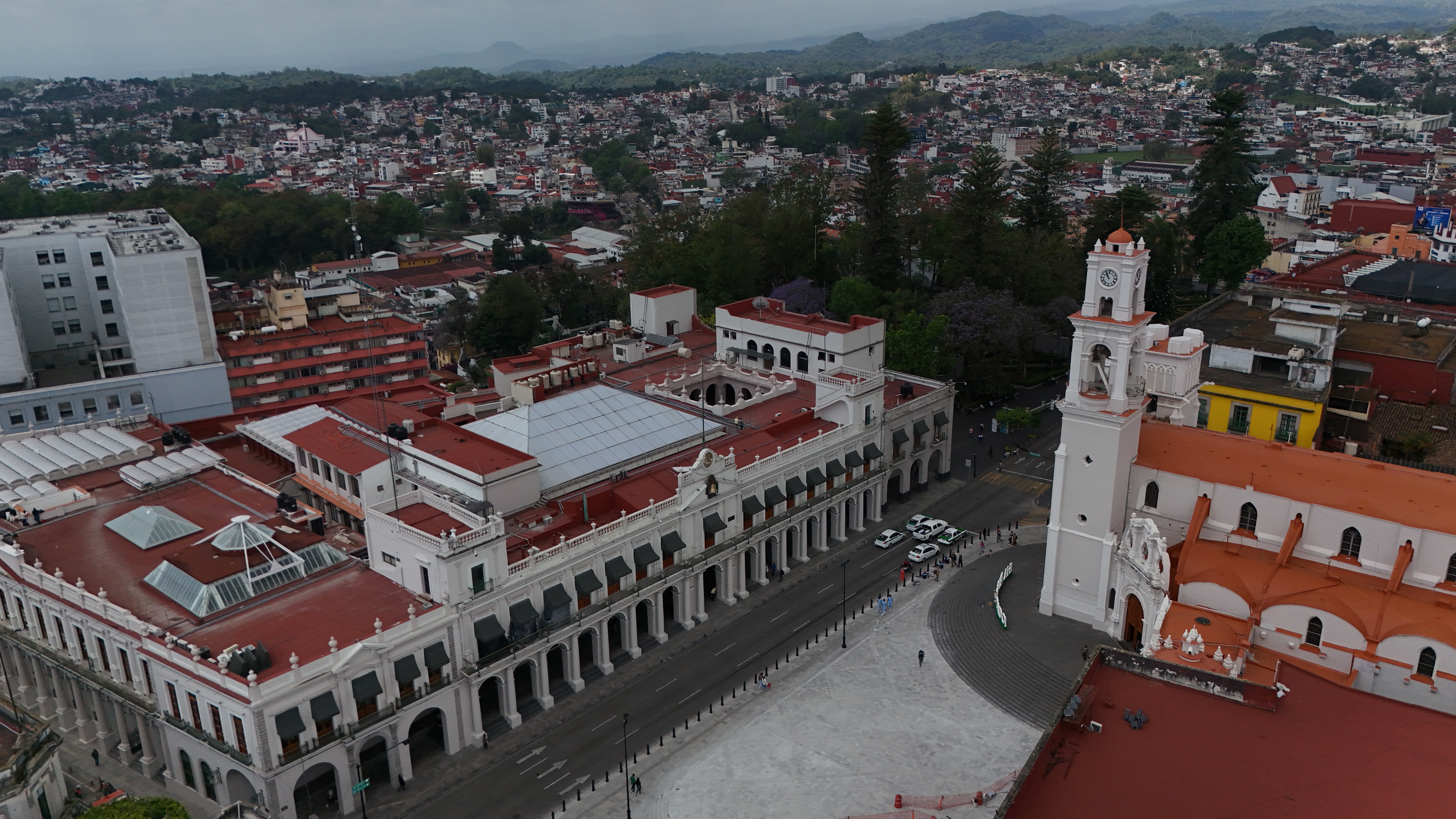 Veracruz reestructura deuda: baja tasa de 13% a 7%