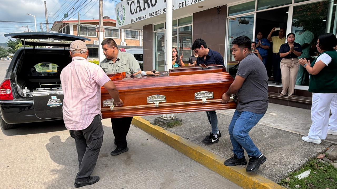 Indignación y dolor por asesinato de doctora en Veracruz