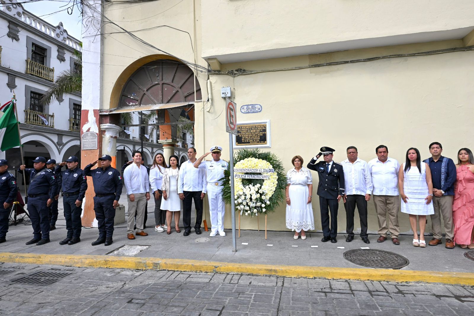 Aumentan el salario a los policías municipales de Veracruz