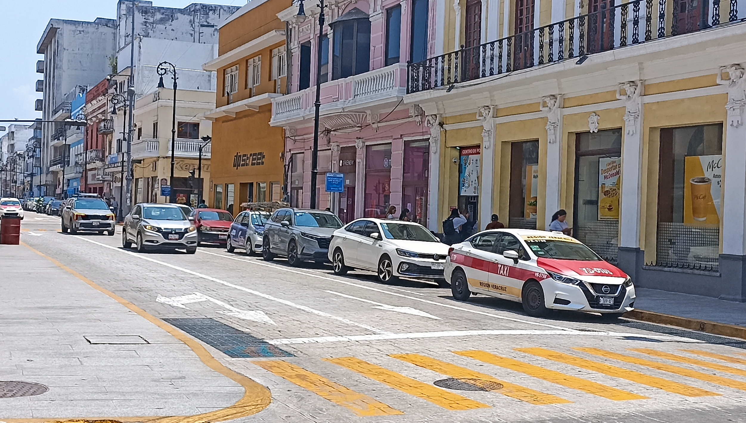 Instalaciones eléctricas antiguas ponen en riesgo el Centro de Veracruz