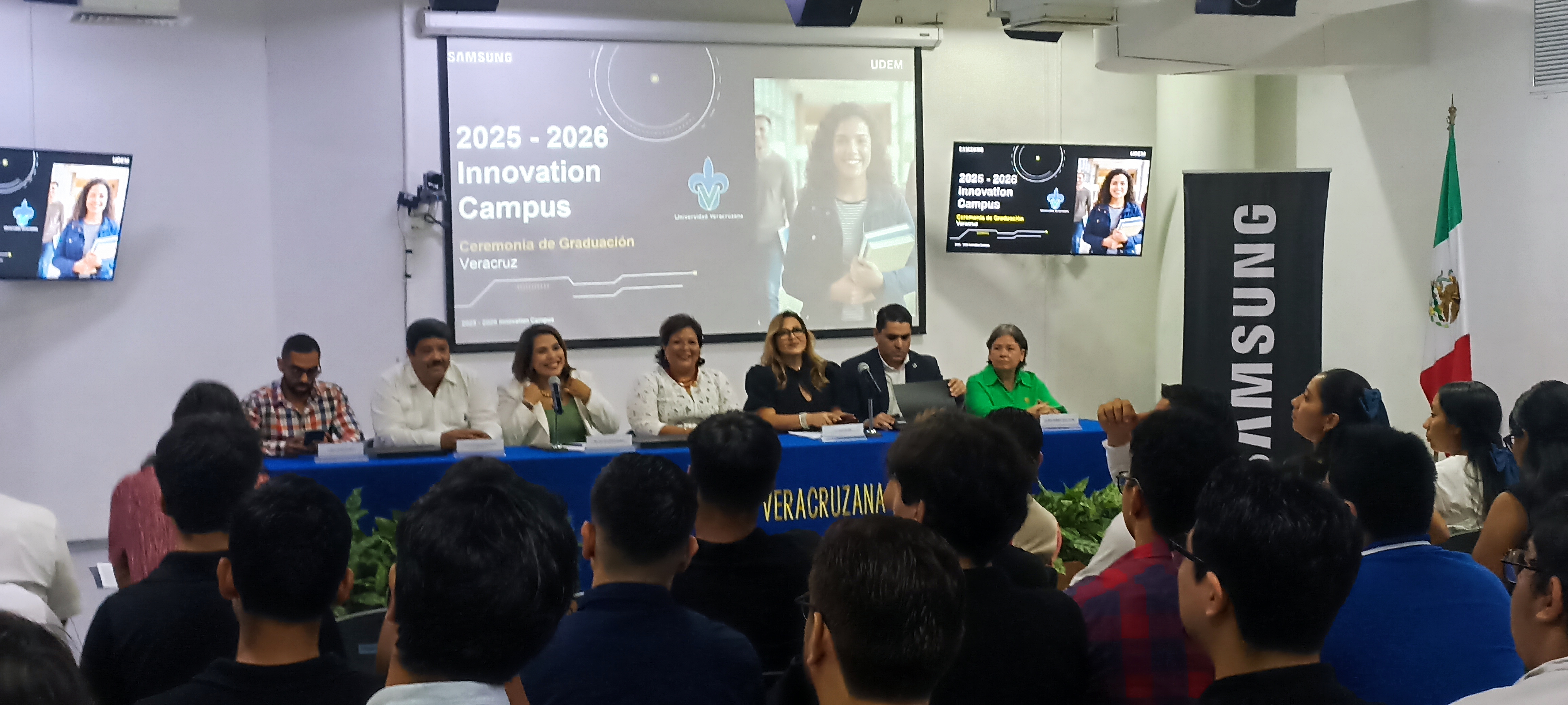 Se gradúan 67 universitarios en el programa Samsung Innovation Campus 2025-2026